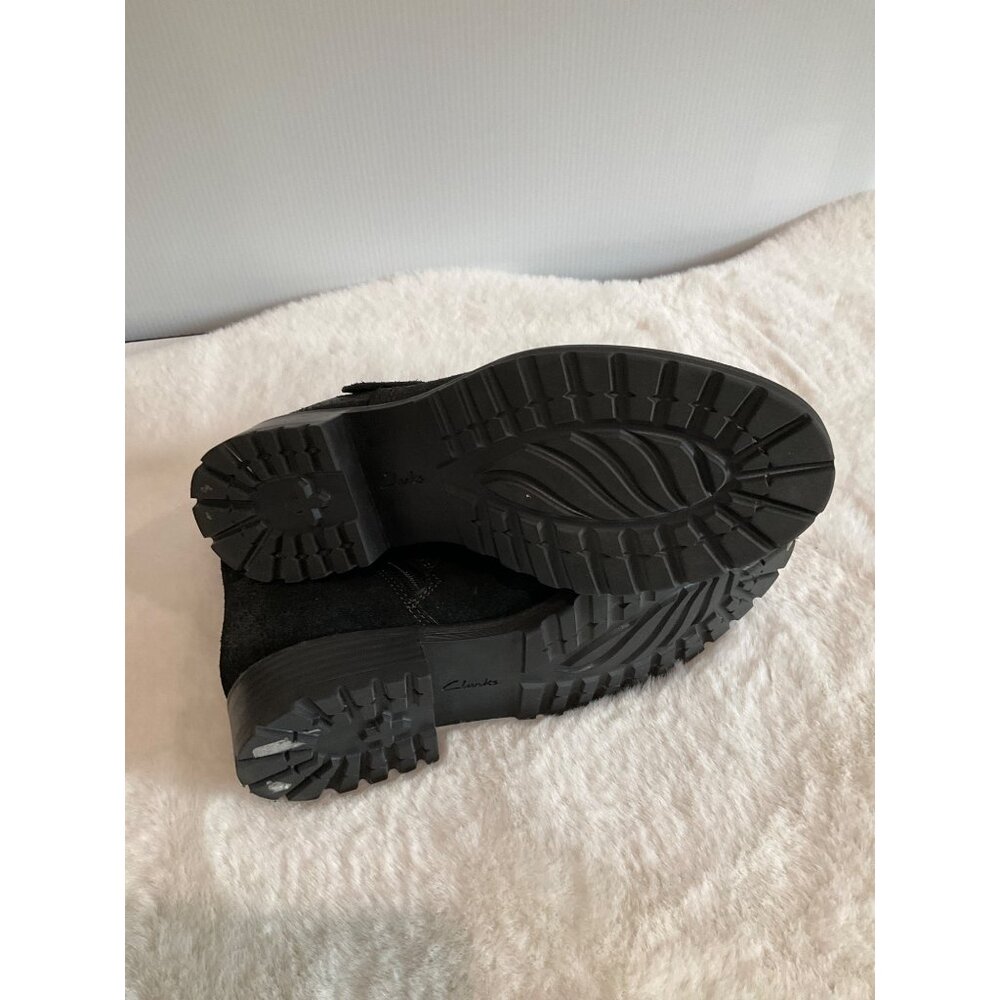 Clarks NEW Aspra Buckle Ankle Bootie (Women) size 8 - Picture 6 of 8